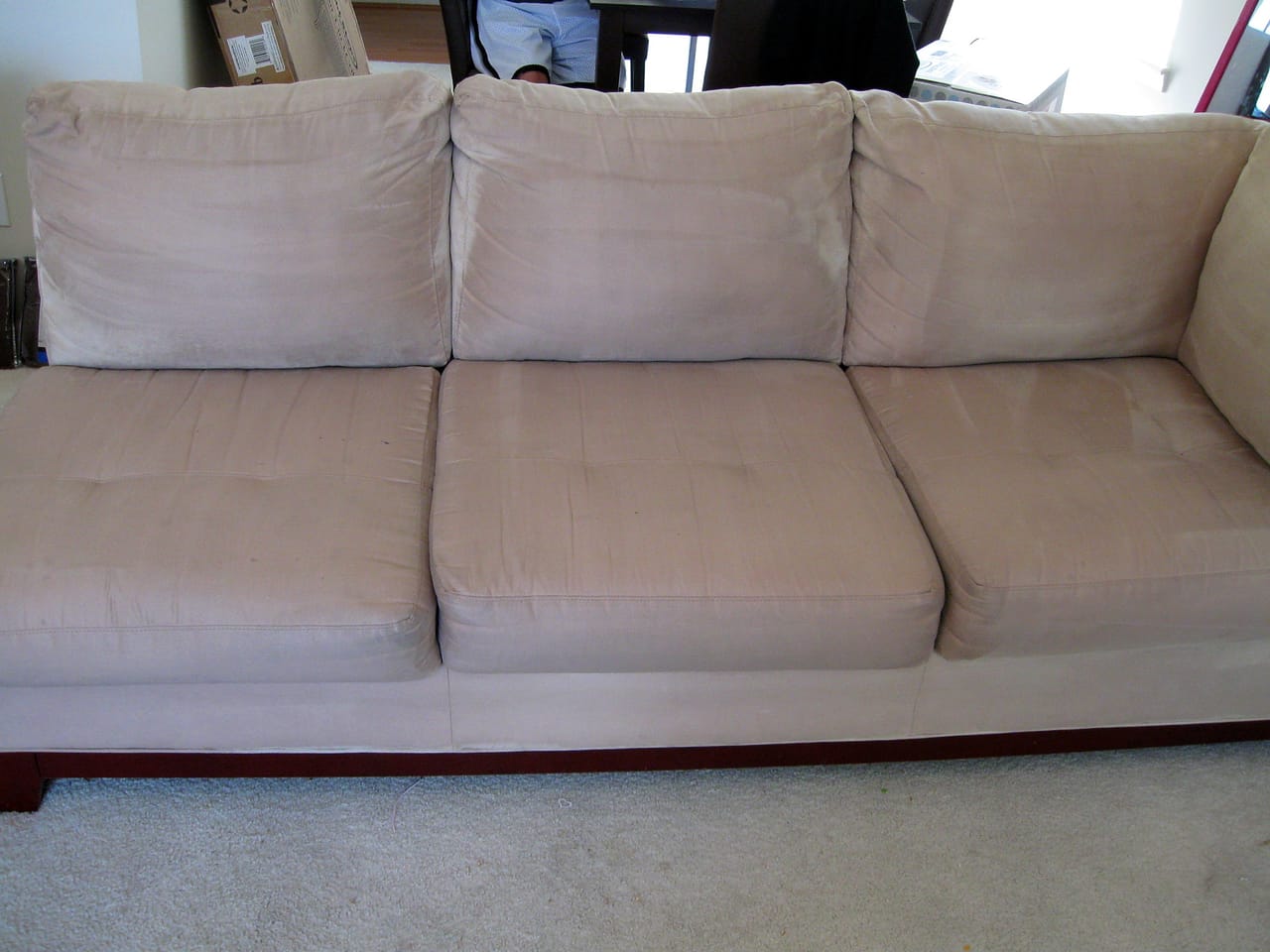 Microfiber sofa after cleaning by Langenwalter
